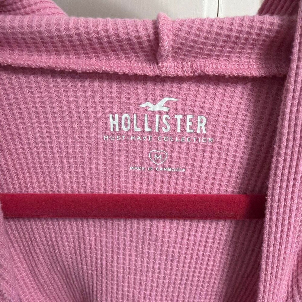 Hollister Co. Women's Pink Hoodie - Picture 2 of 3